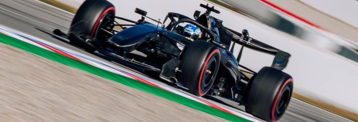 F1: Aston Martin corre contra o relógio para recuperar quatro meses de atraso