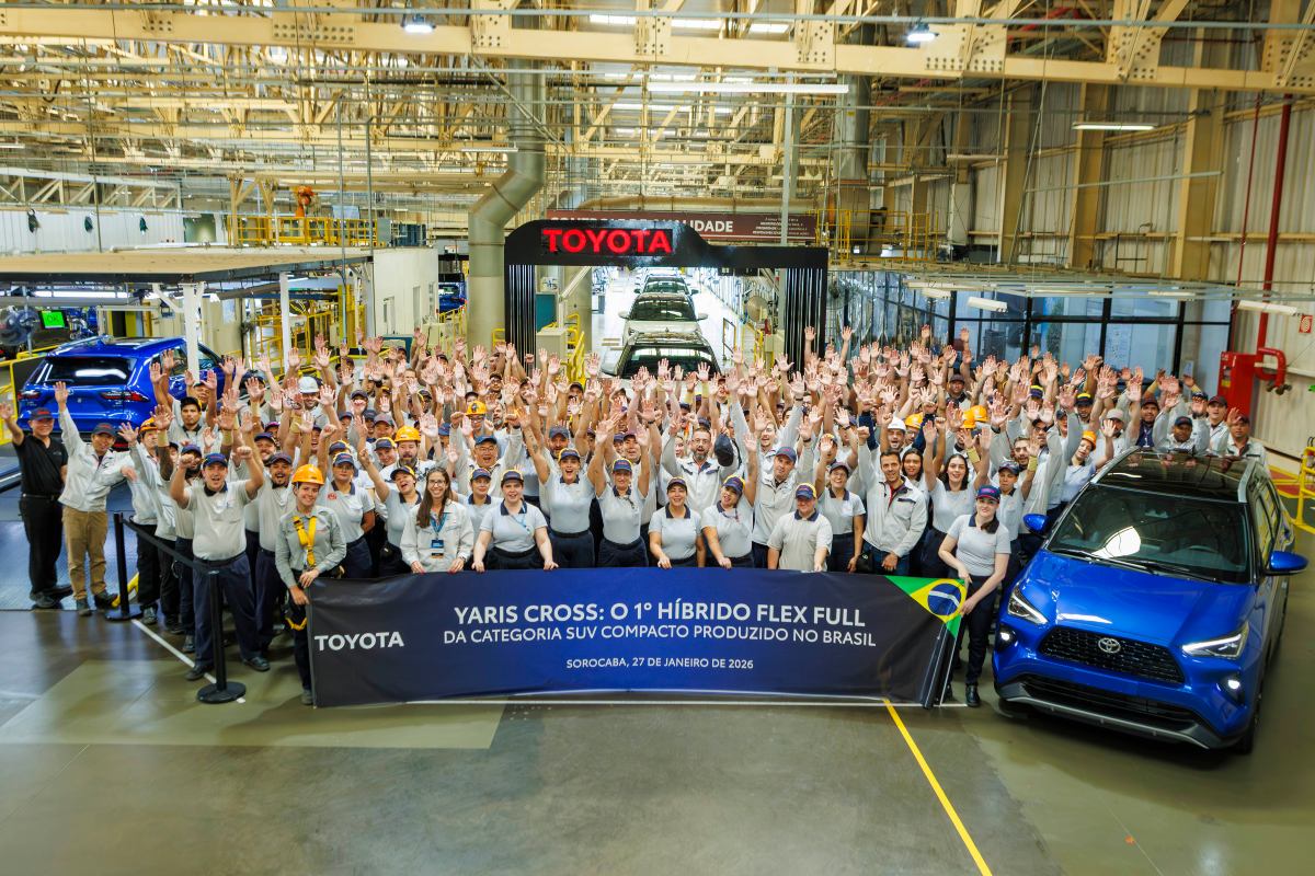 Toyota inicia produção do novo Yaris Cross no Brasil e estreia no segmento de SUVs compactos Toyota inicia produção do novo Yaris Cross no Brasil e estreia no segmento de SUVs compactos
