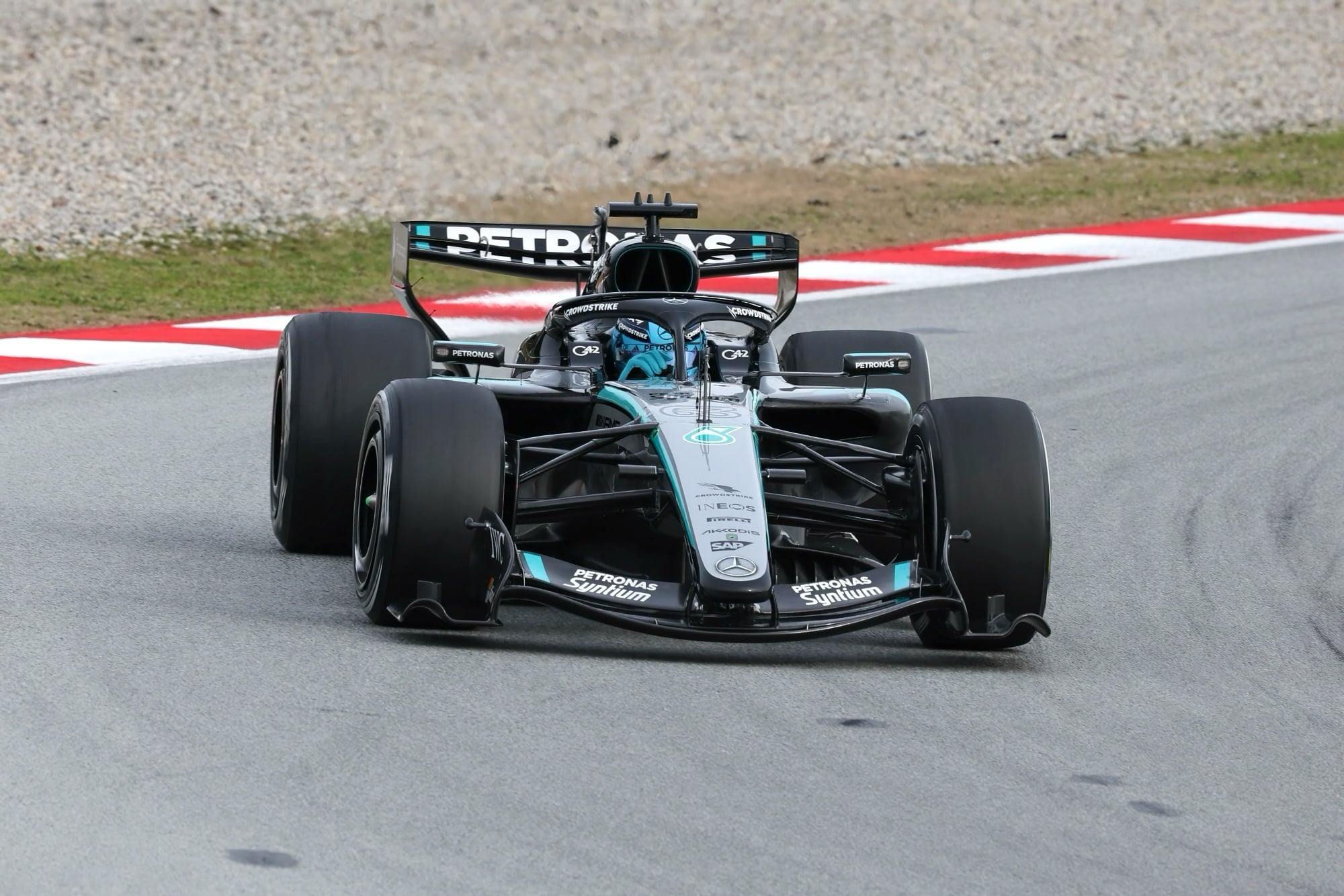 F1: Saiba como foi o terceiro dia de testes da pré-temporada em Barcelona George Russell (Mercedes) - Testes Barcelona F1 2026