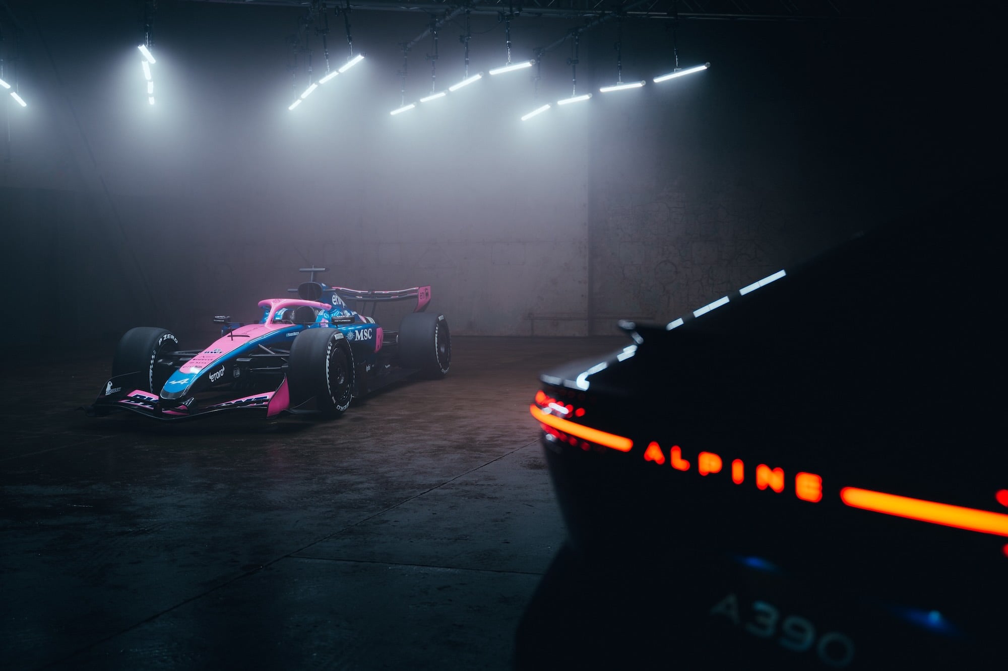 F1: Confira as primeiras imagens do carro 2026 da Alpine Alpine A526 - Lançamento F1 2026