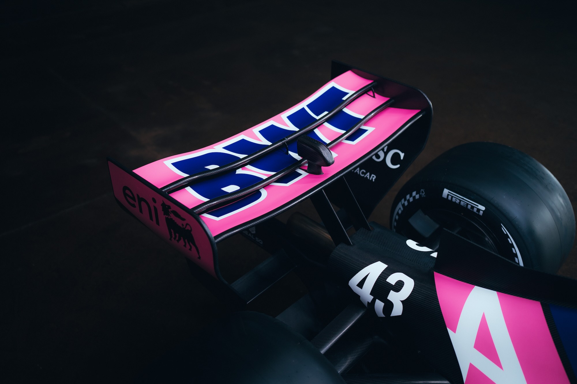 F1: Confira as primeiras imagens do carro 2026 da Alpine Alpine A526 - Lançamento F1 2026