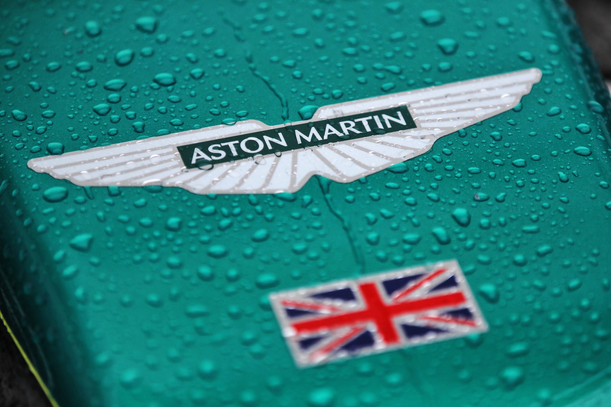 F1: Aston Martin desmente boatos sobre a saída de Cowell da equipe