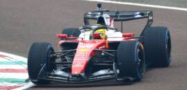 F1: Hamilton terá engenheiro de corrida interino enquanto Ferrari busca definição