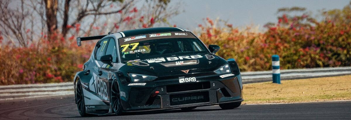 CUPRA León é eleito Carro do Ano TCR de 2025