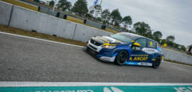 Uruguay Racing Team confirma entrada no grid do TCR South America
