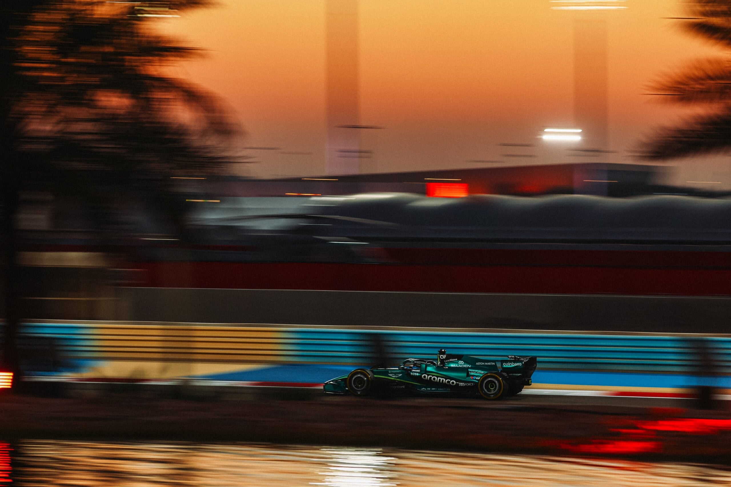 F1: Russell fica com melhor tempo e lidera dia 1 da segunda semana no Bahrein