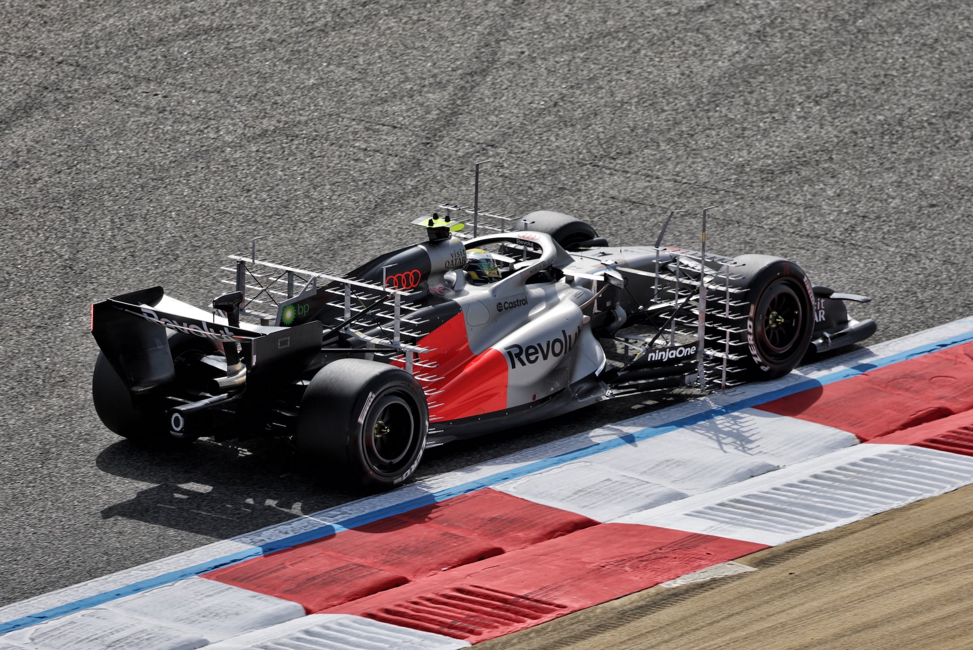 Gabriel Bortoleto (BRA) Audi F1 Team R26.