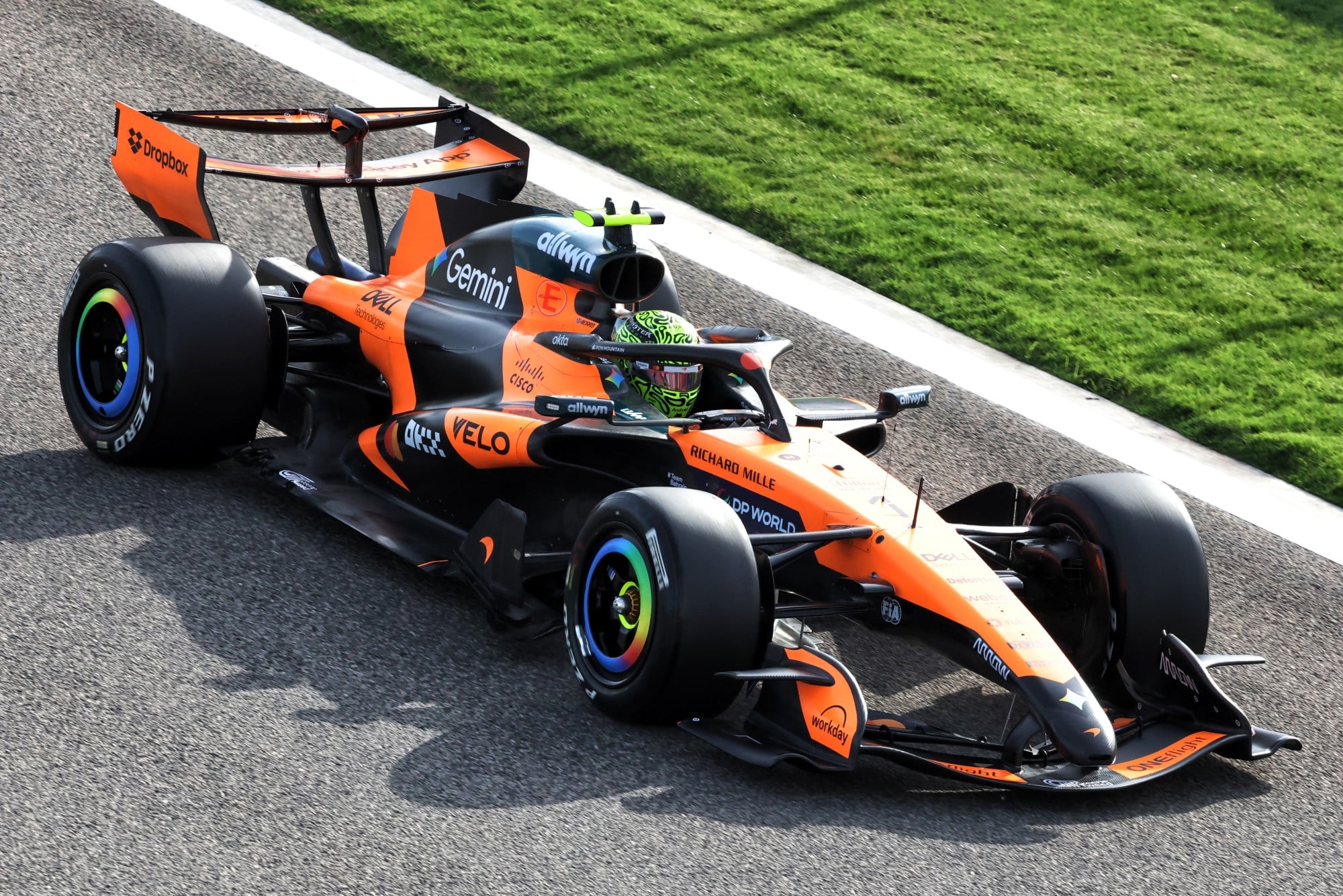 Lando Norris (GBR) McLaren F1 Team MCL40.
