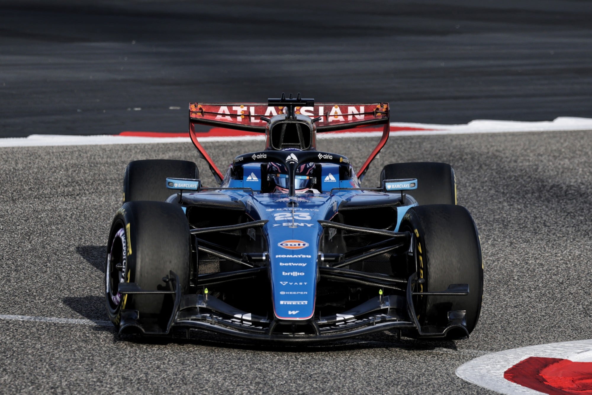 Alexander Albon (THA) Williams F1 Team FW48.