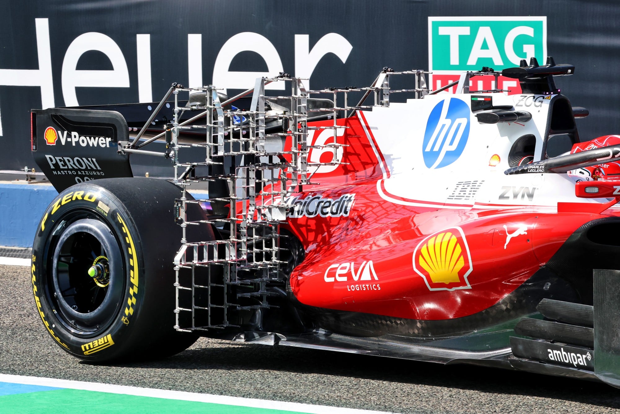 F1: Leclerc finaliza dia de testes com a Ferrari sem problemas e com progresso