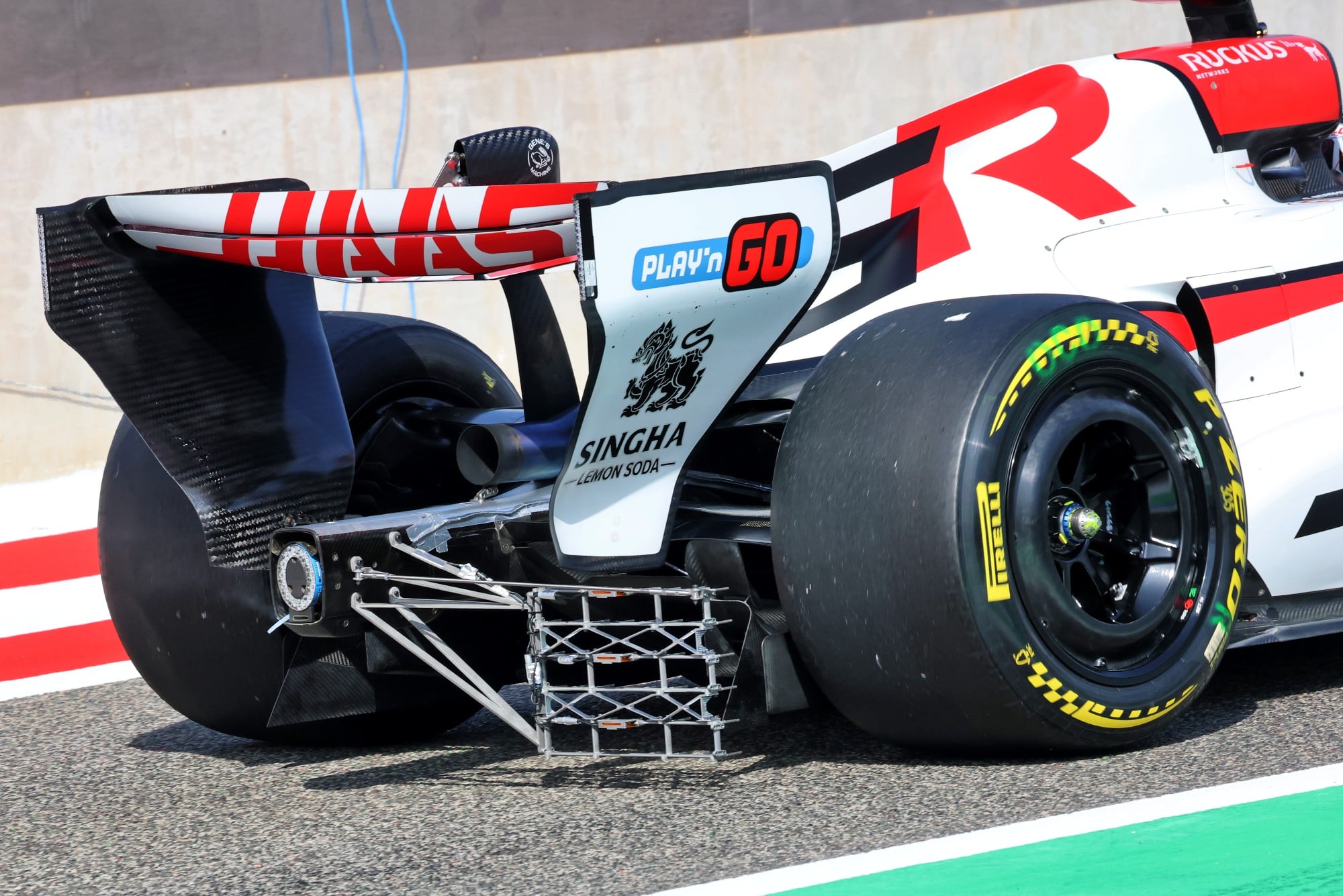 Oliver Bearman (GBR) Haas VF-26 - sensor equipment.