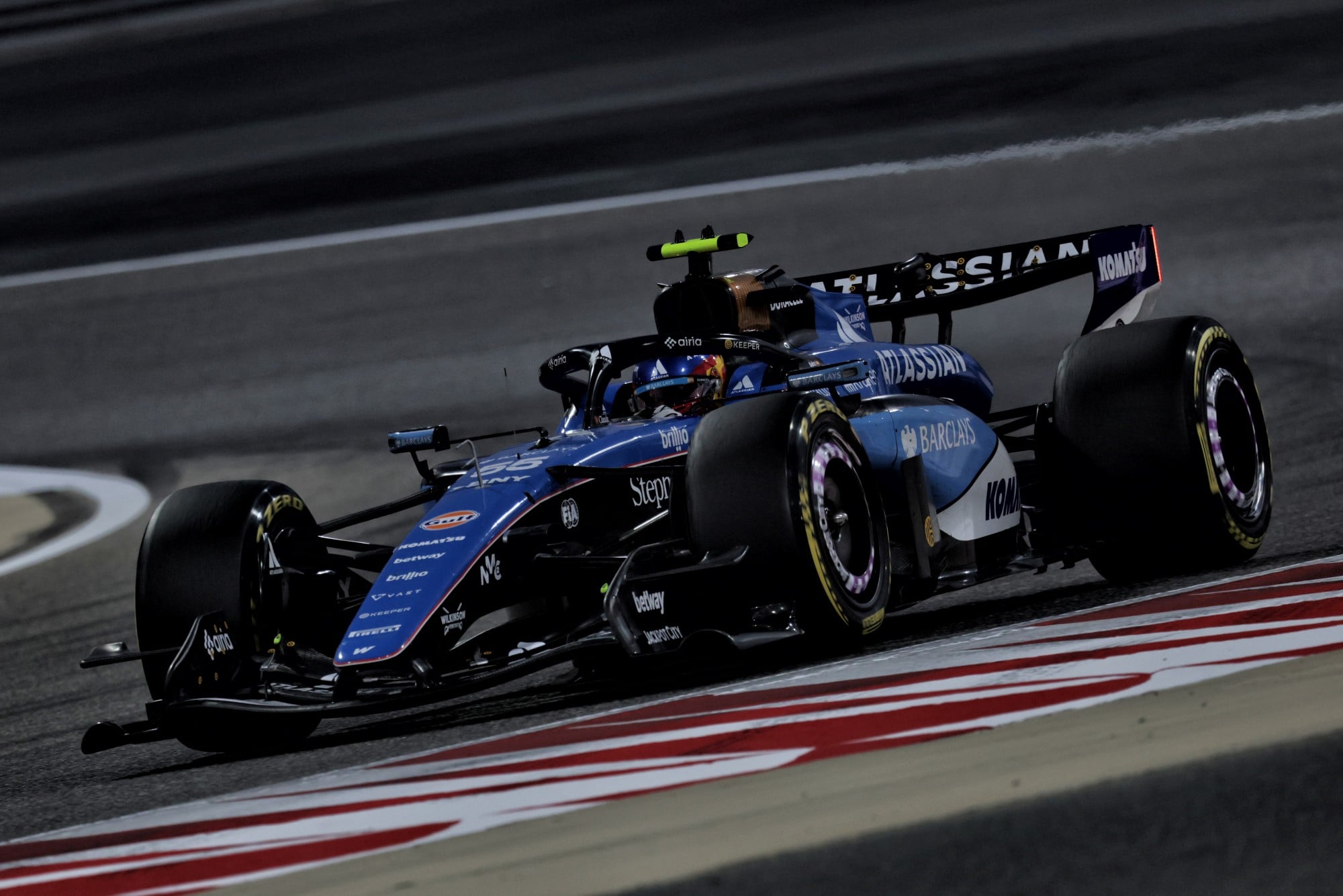 Carlos Sainz (ESP) Williams F1 Team FW48.