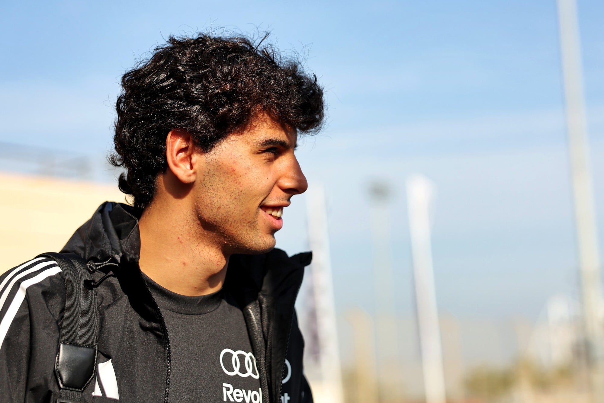 F1: Bortoleto e Drugovich trocam capacetes: “Obrigado pela amizade”