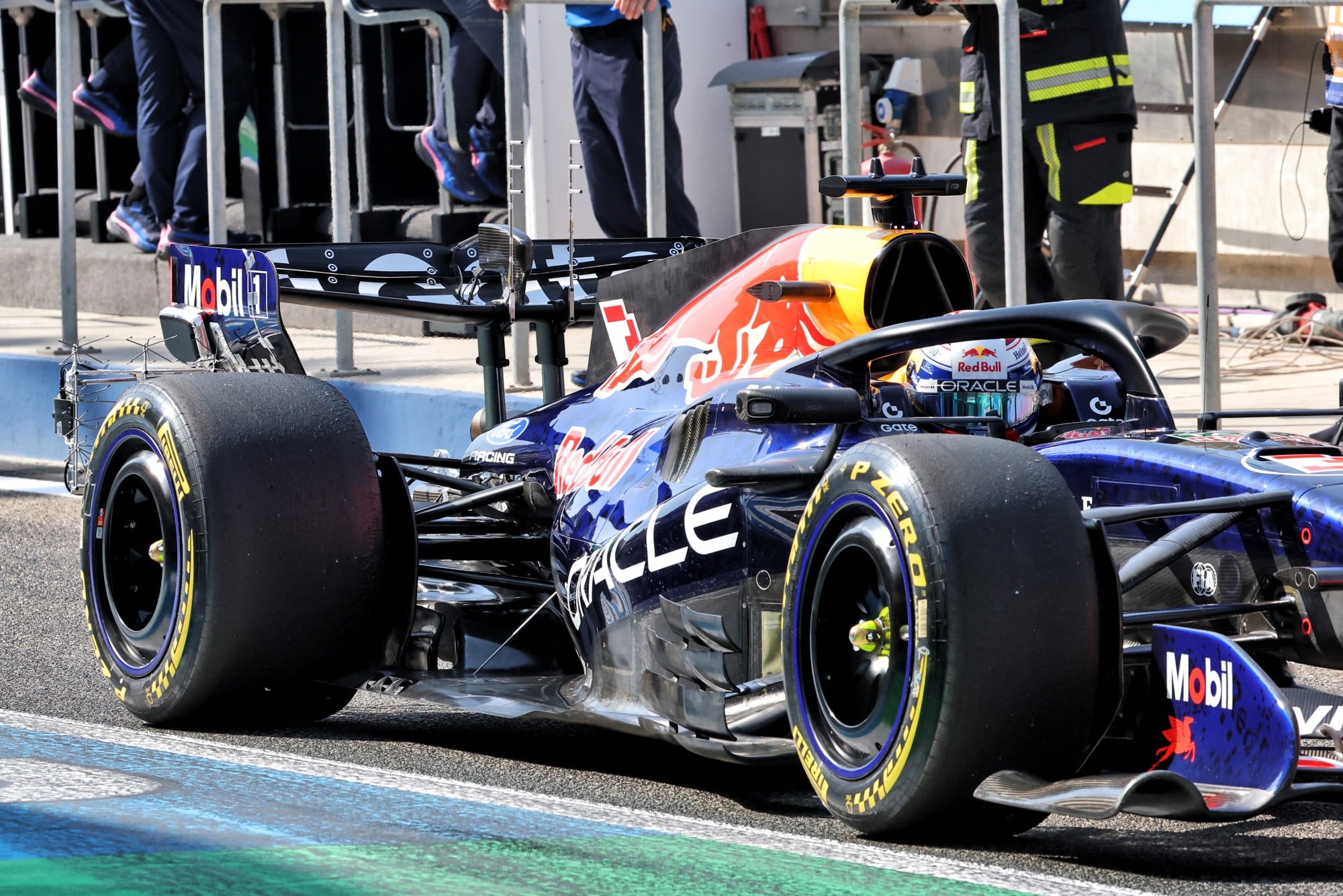 F1: FIA emite comunicado sobre ajustes do novo regulamento e mudança nas largadas