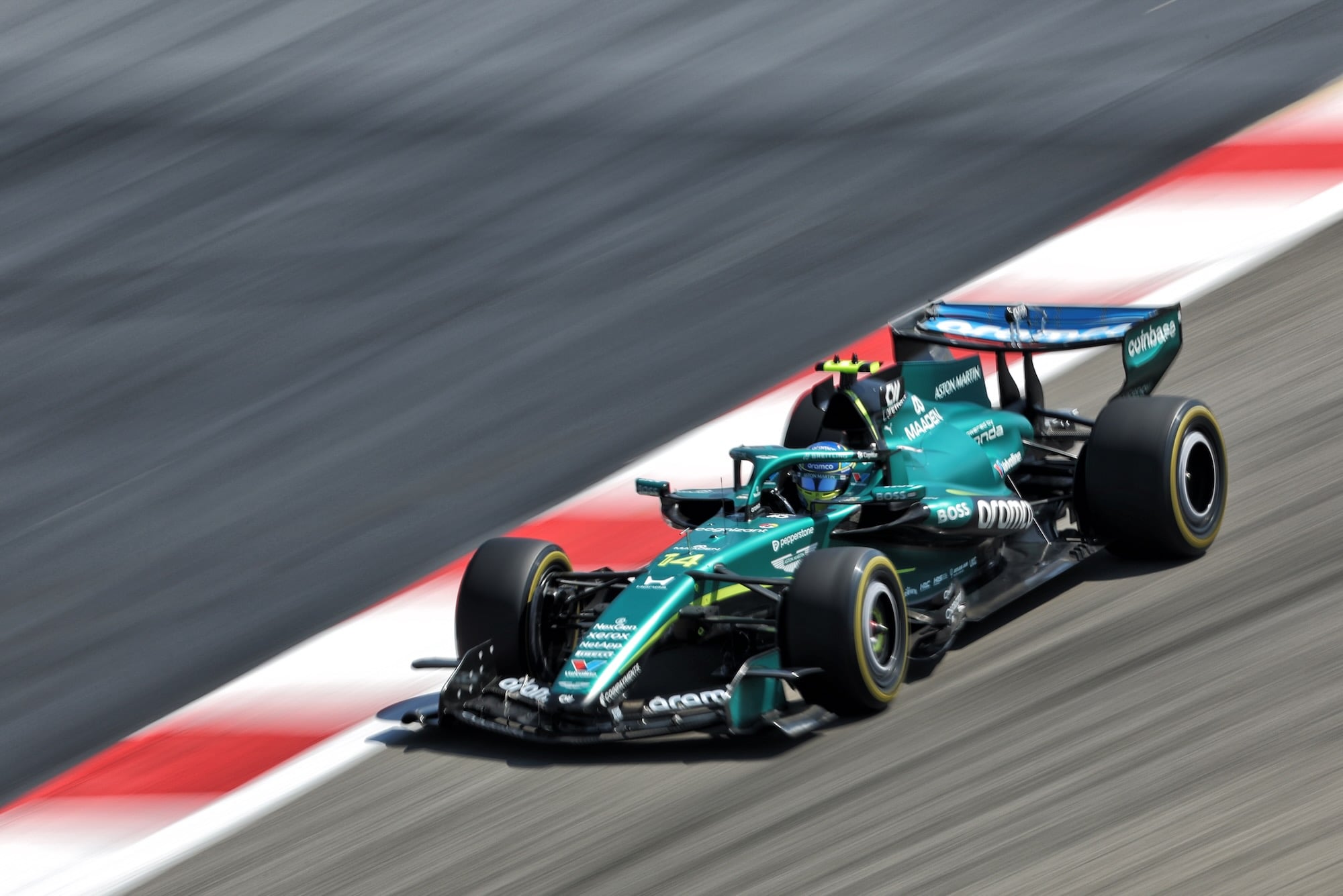 Fernando Alonso (ESP) Aston Martin F1 Team AMR26.