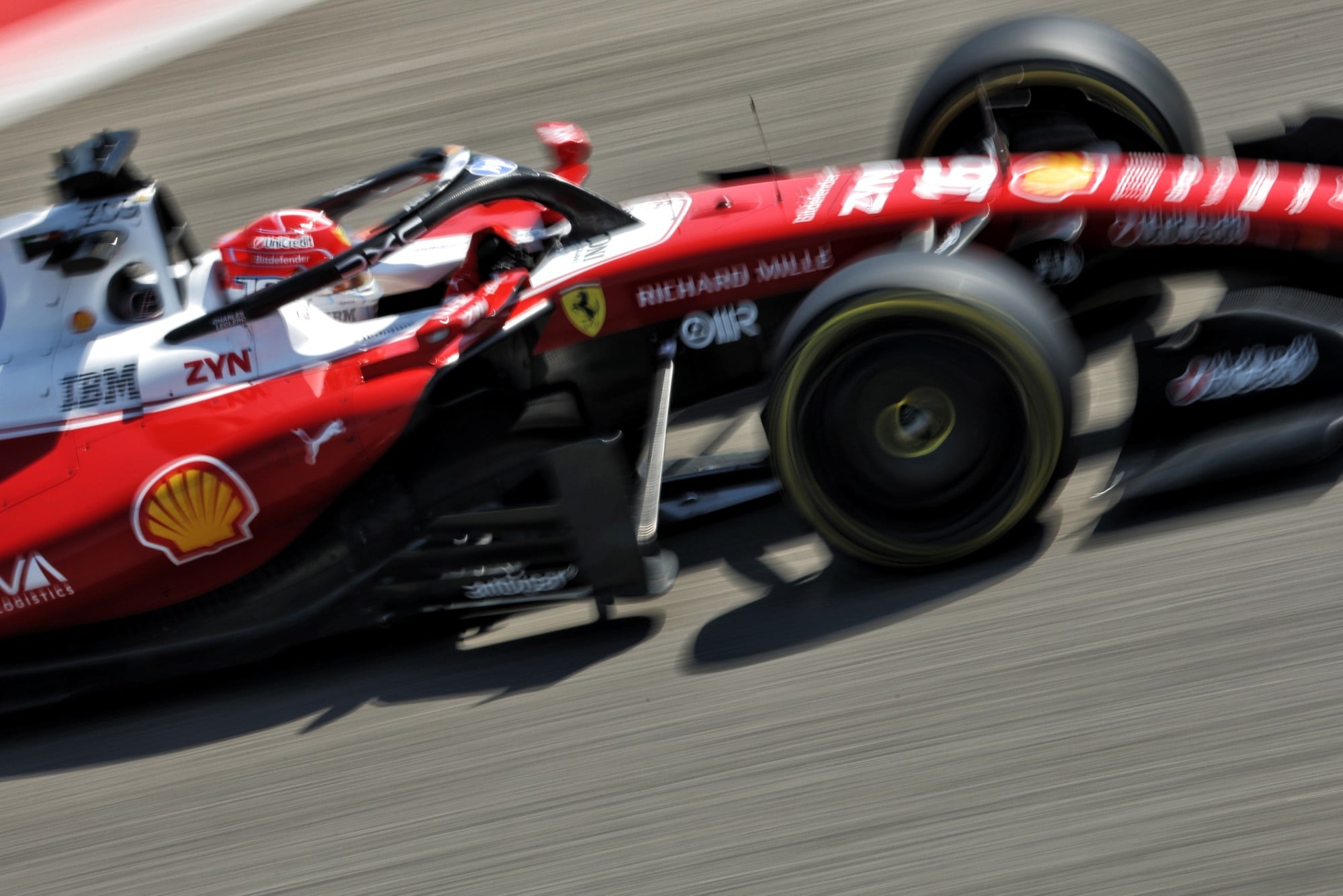 F1: Leclerc lidera manhã do quarto dia de testes no Bahrein