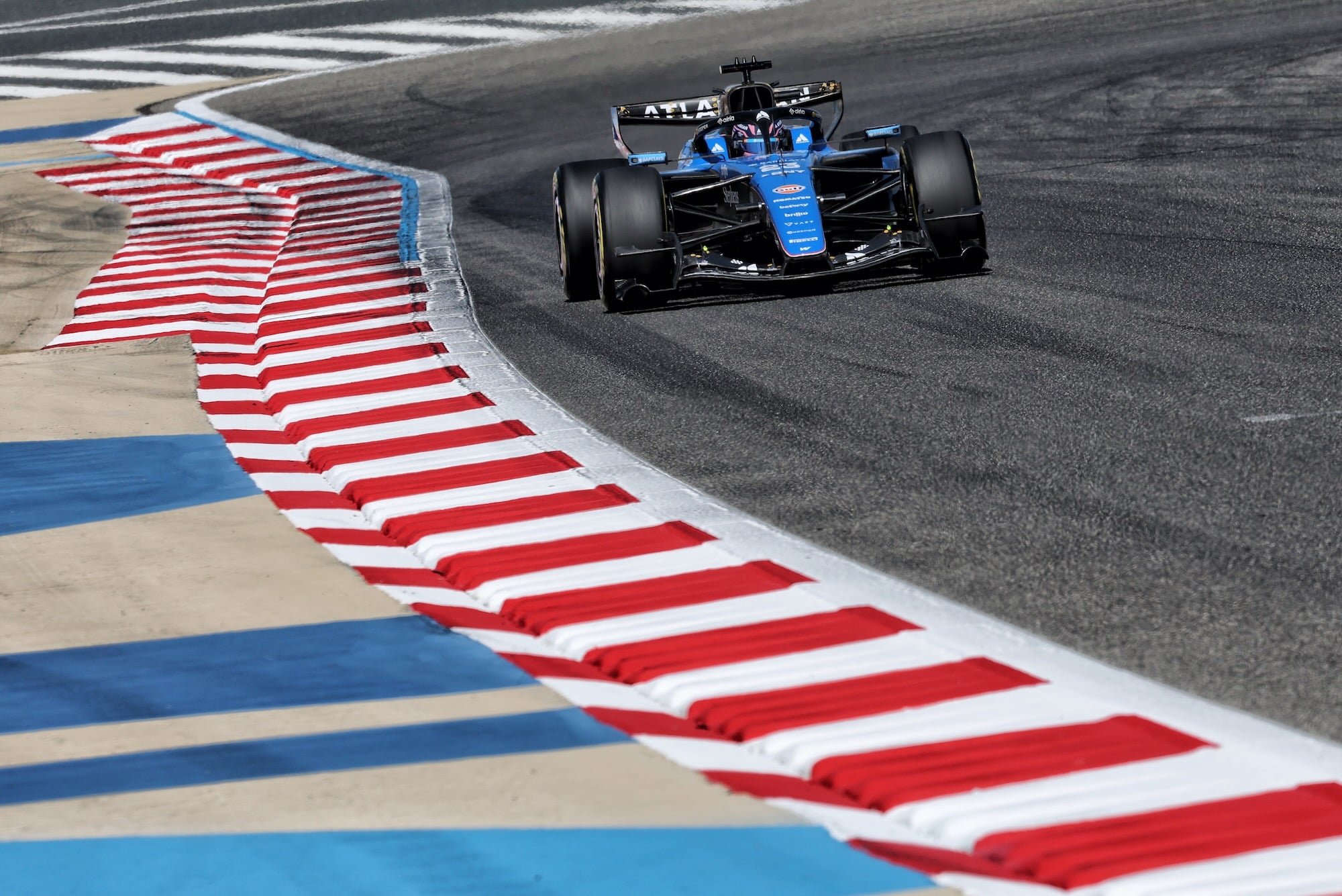 F1: Albon finaliza segundo dia de pré-temporada da Williams com 117 voltas Alexander Albon (THA) Williams F1 Team FW48.