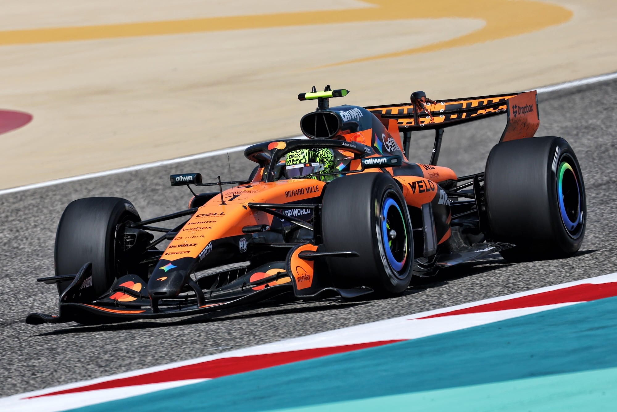 Lando Norris (GBR) McLaren F1 Team MCL40.