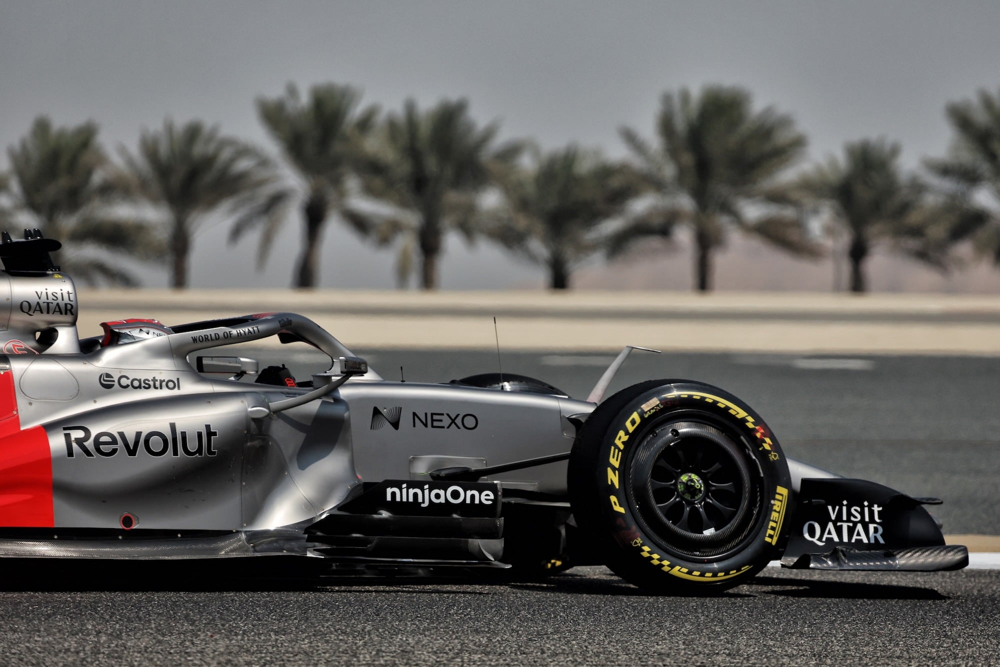 F1 e FIA monitoram situação no Oriente Médio às vésperas dos GPs do Bahrein e da Arábia Saudita Nico Hulkenberg (GER) Audi F1 Team R26.