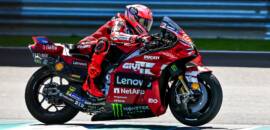 MotoGP: Márquez lidera em Sepang e queda tira Quartararo do teste