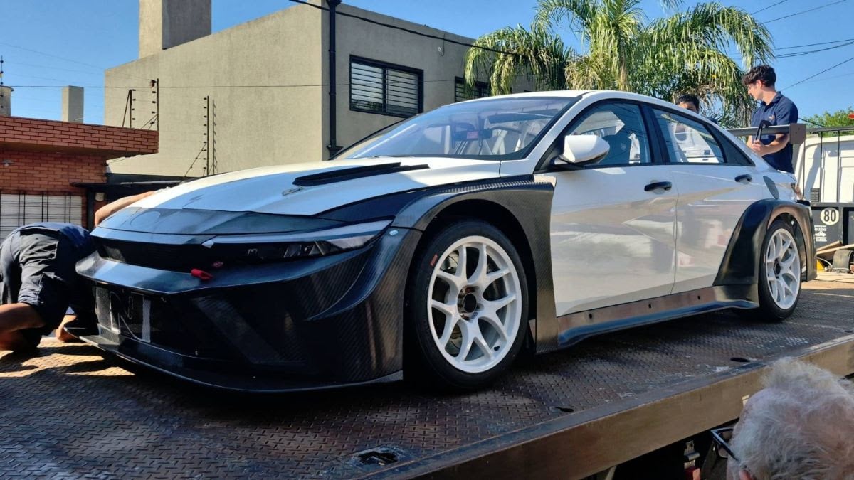 Hyundai já tem seus carros em solo argentino para estreia no TCR South America