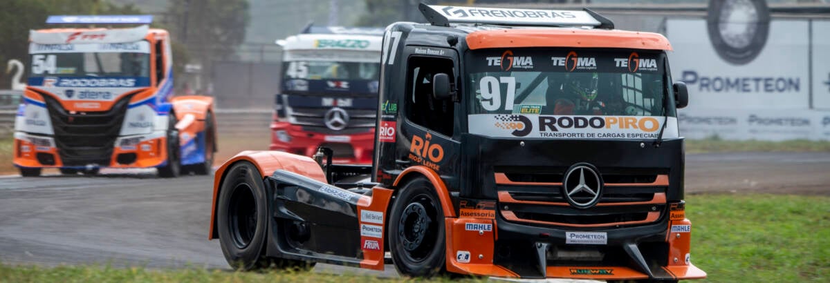 “Iniciamos a temporada com o pé direito”, diz Roncen após pódio na Copa Truck