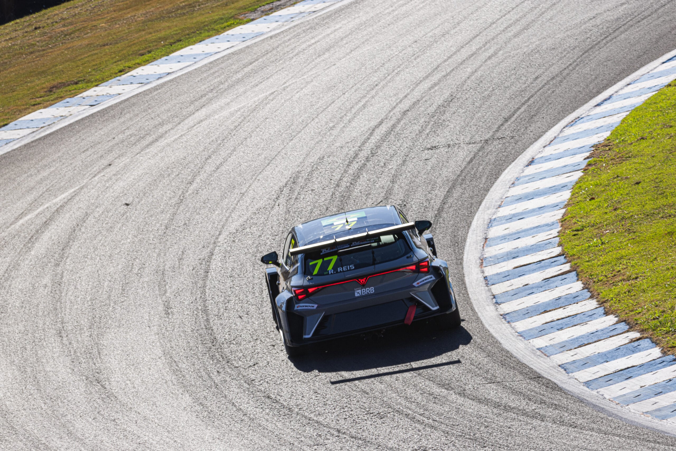 Raphael Reis conquista o segundo lugar na corrida 2 da etapa de Cascavel do TCR Brasil
