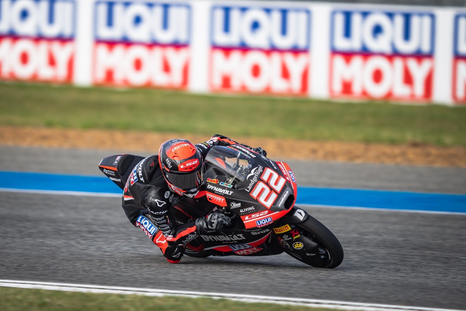 Moto3: Almansa supera Quiles por 0s003 e vence na Tailândia