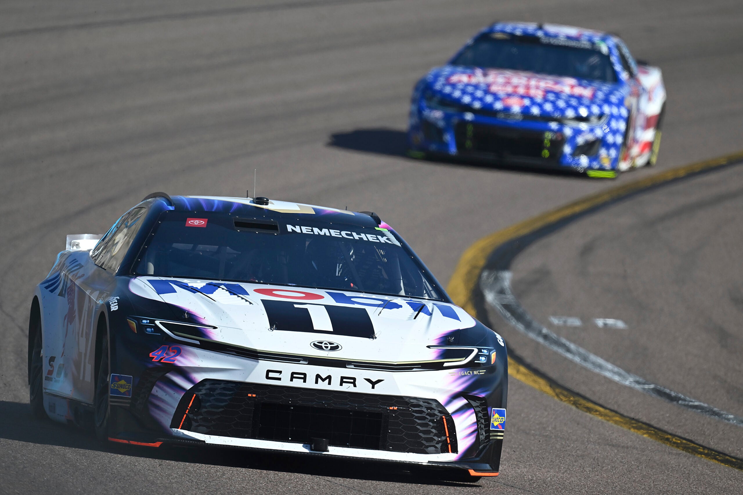 Mobil avança em sua estratégia global com ingresso na NASCAR Brasil