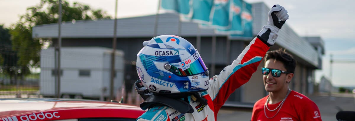 TCR: Defesa do título começa com vitória em Curvelo para Leonel Pernía