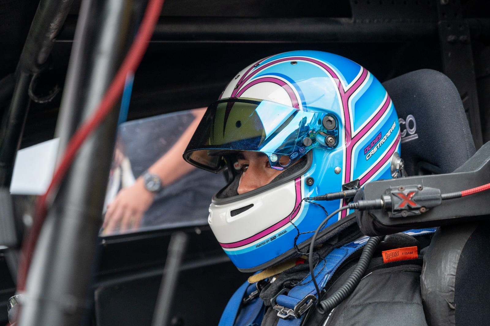 Pole Motorsport anuncia Dudes Castroneves para a temporada 2026 da NASCAR Brasil