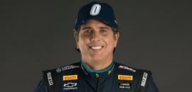Cacá Bueno segue na NASCAR Brasil e renova com a Team RC para 2026
