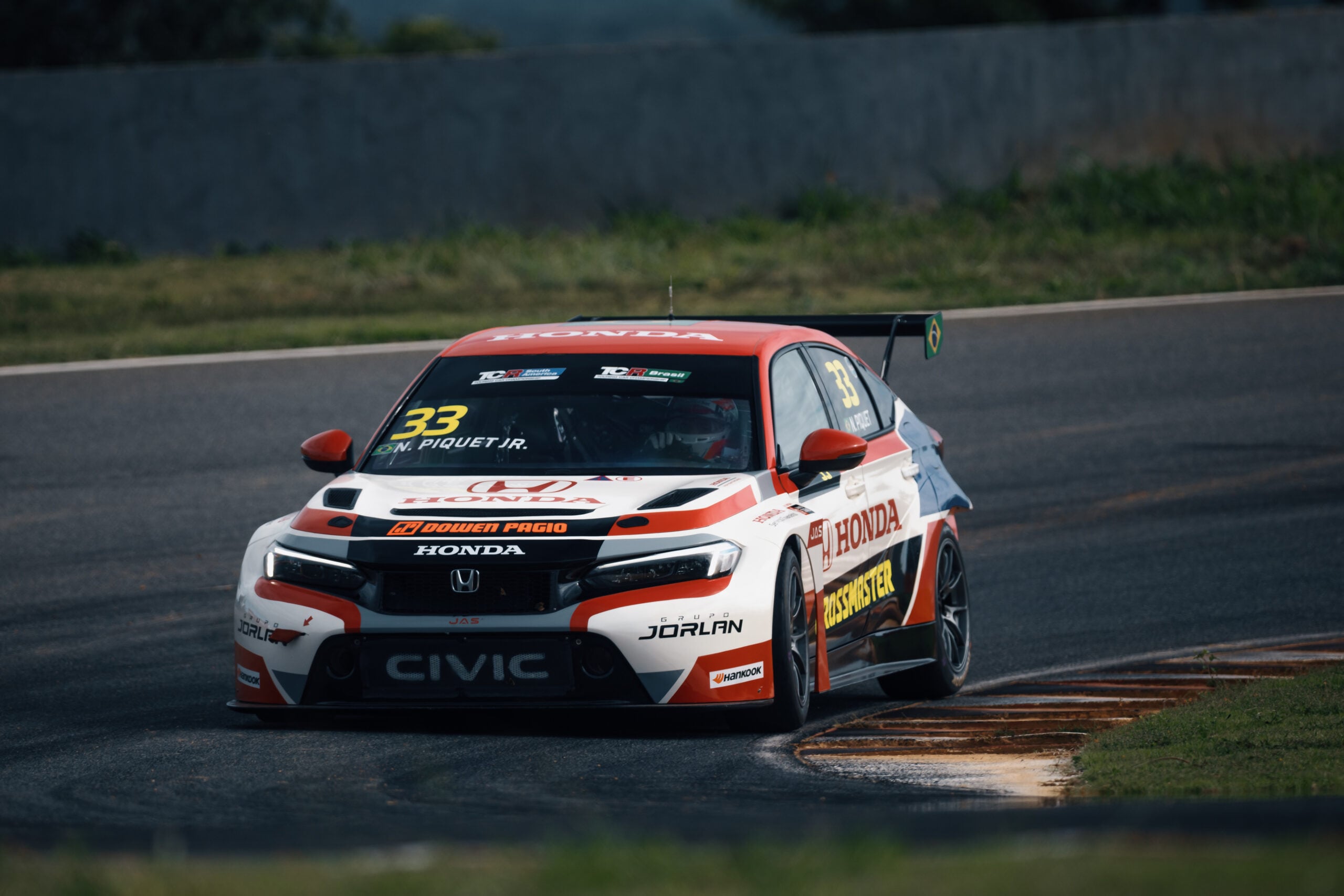 Girolami lidera treino de abertura do TCR South America em Concordia Girolami lidera treino de abertura do TCR South America em Concordia