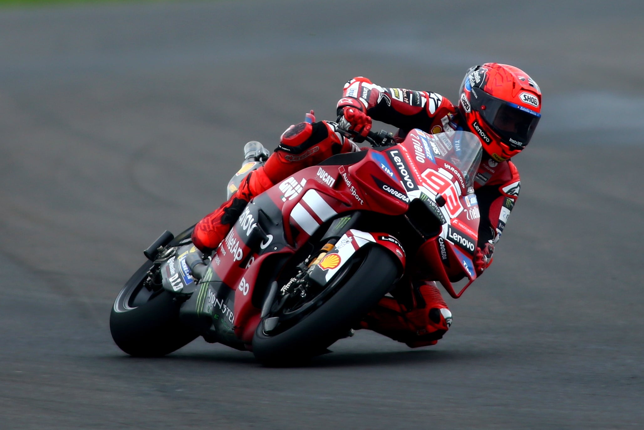 Márquez brilha e vence 1ª corrida sprint da MotoGP Brasil; Diogo Moreira é 10º