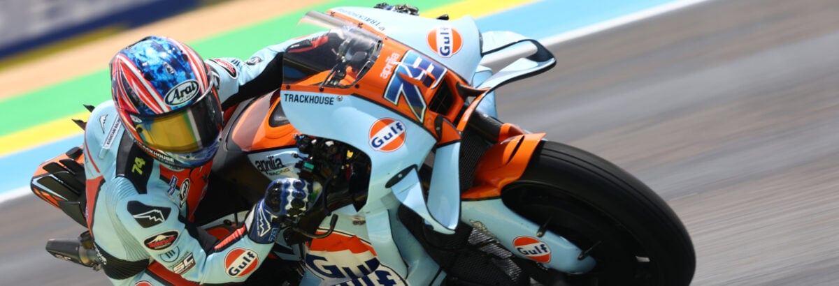 MotoGP: Ogura bate Márquez na quadriculada e lidera TL2 do GP do Brasil