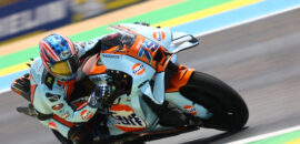MotoGP: Ogura bate Márquez na quadriculada e lidera TL2 do GP do Brasil