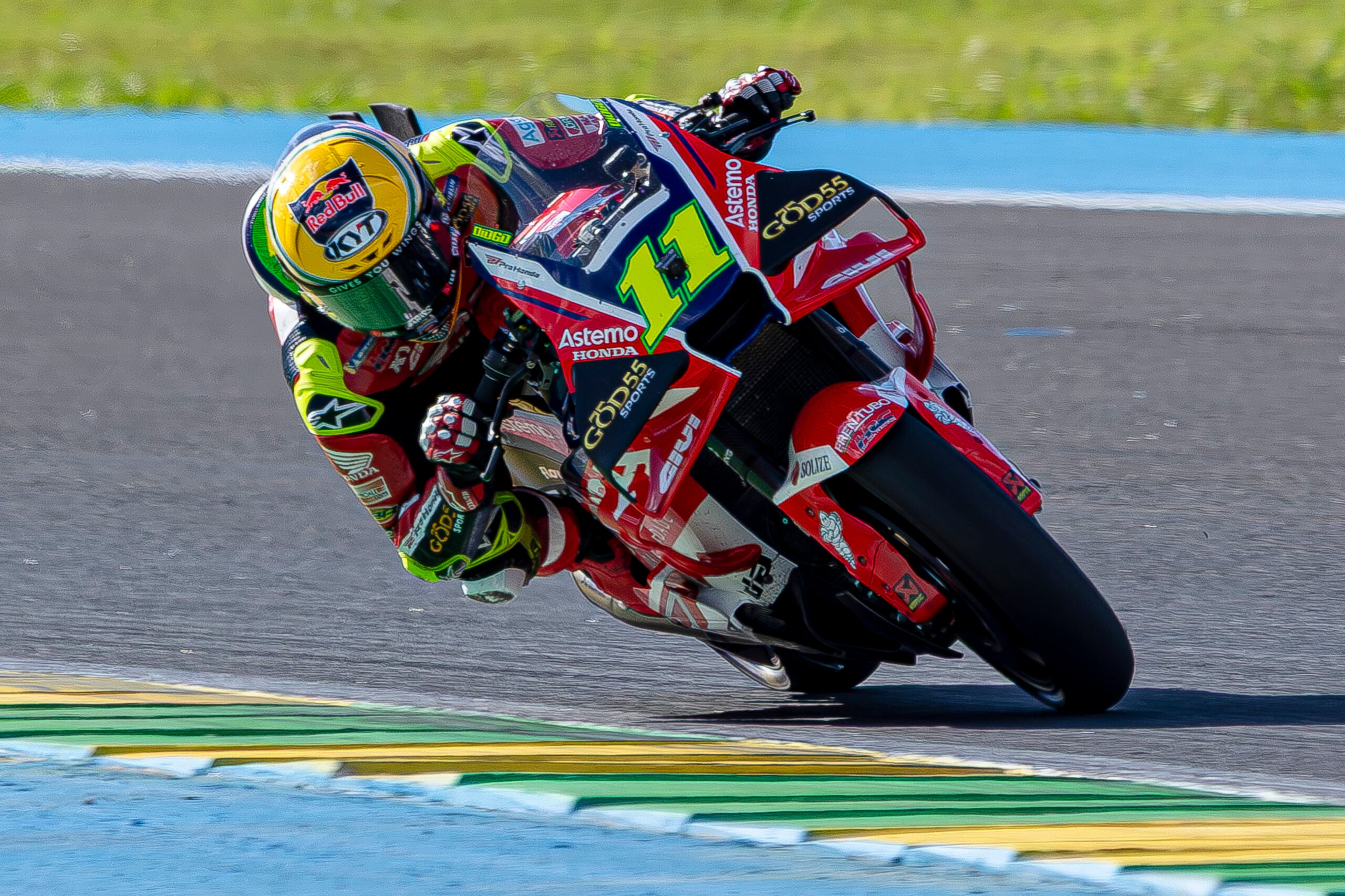 MotoGP: Diogo Moreira perde posições na largada, mas se recupera e é 13º no Brasil