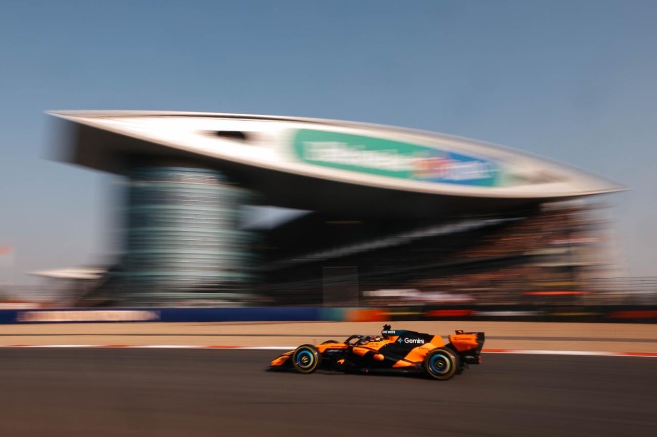 F1: Russell é pole e puxa 1-2 da Mercedes para corrida Sprint do GP da China