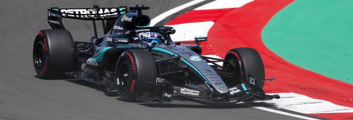 F1: Russell supera problemas e celebra P2 no grid na China