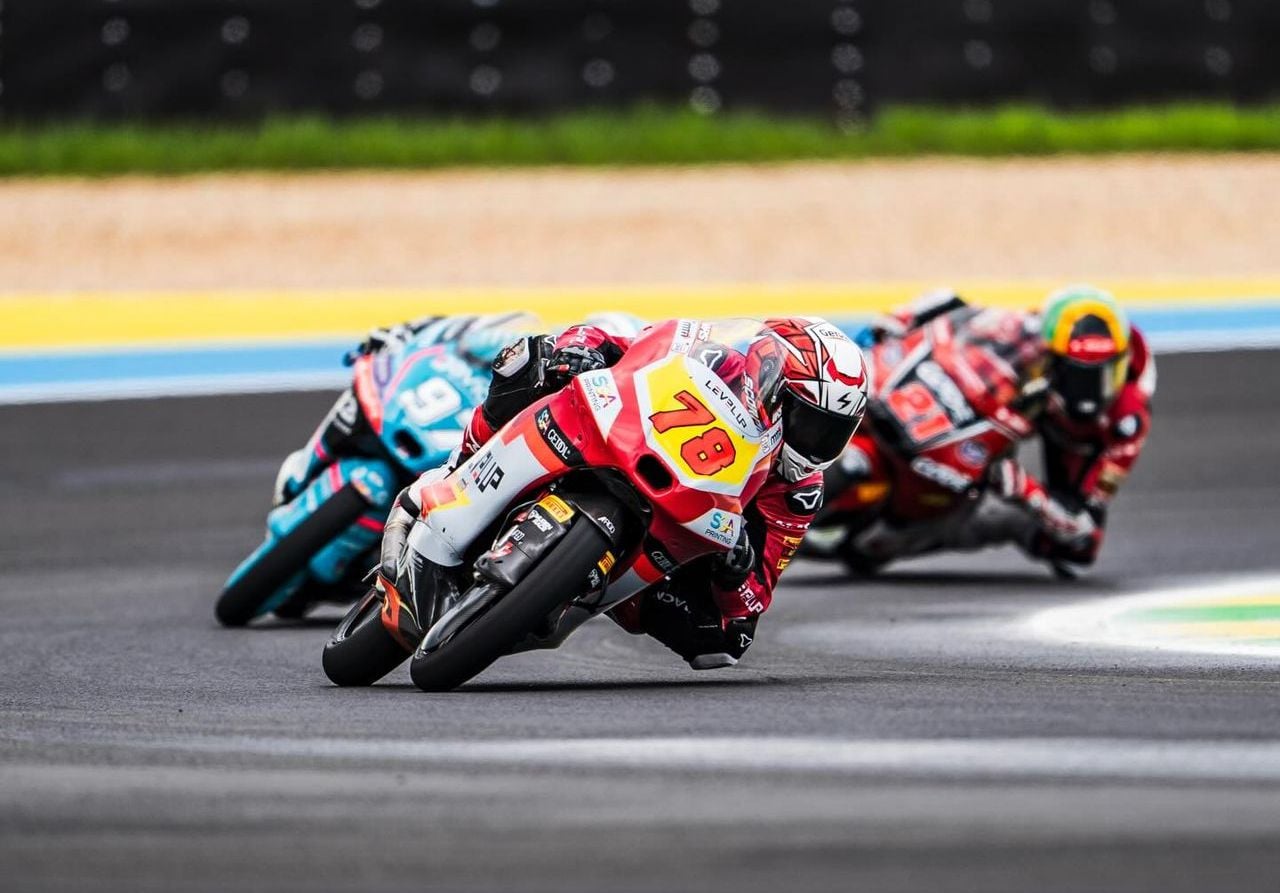 Moto3: Esteban fatura pole do GP do Brasil em classificação marcada por quedas