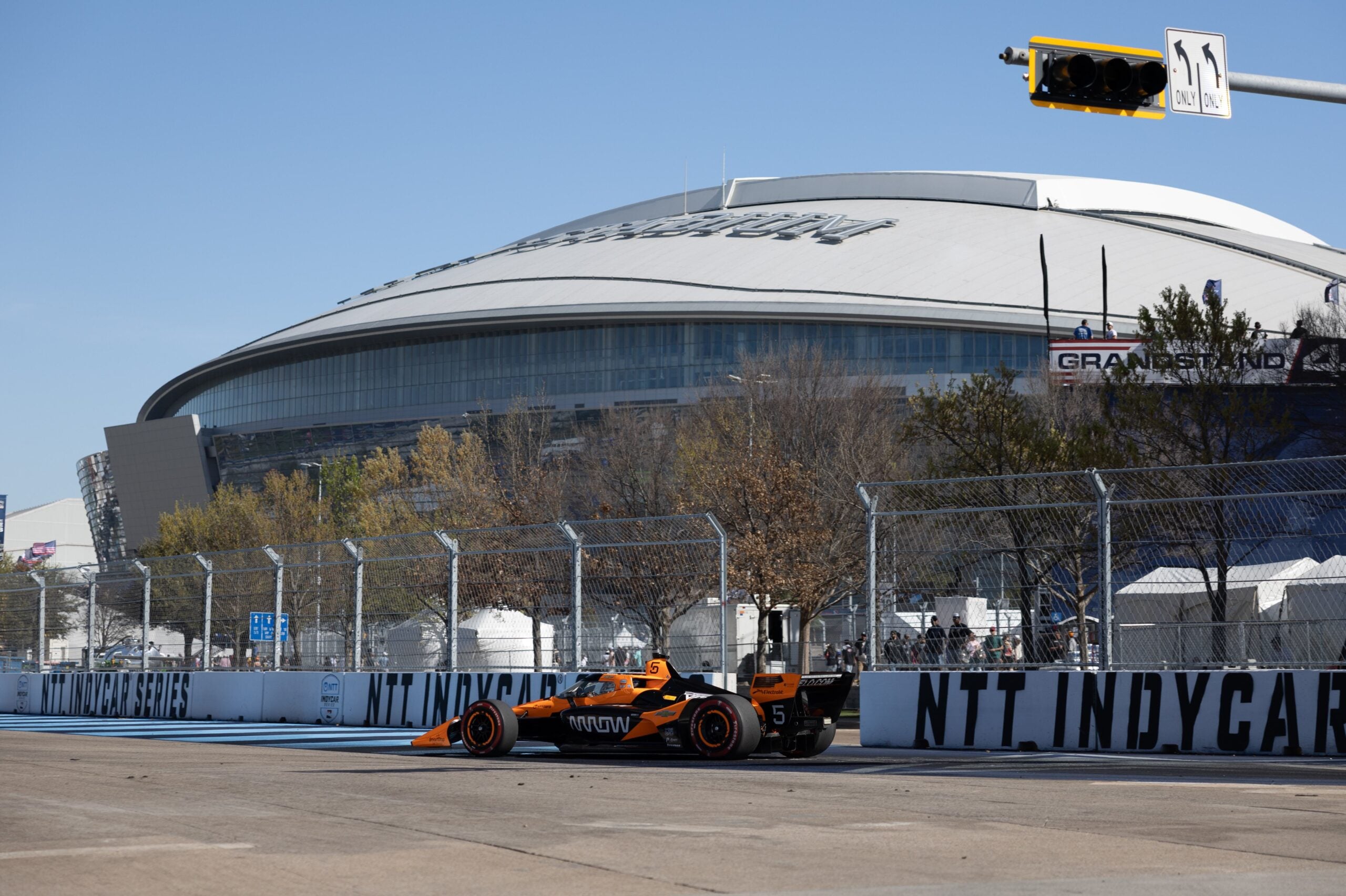 Risco de ventos fortes faz Indy antecipar largada do GP de Arlington