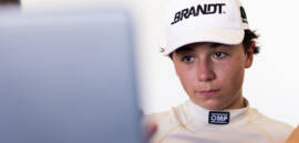 Oliver Paludo acelera carro da Porsche Cup pela primeira vez aos 14 anos de idade