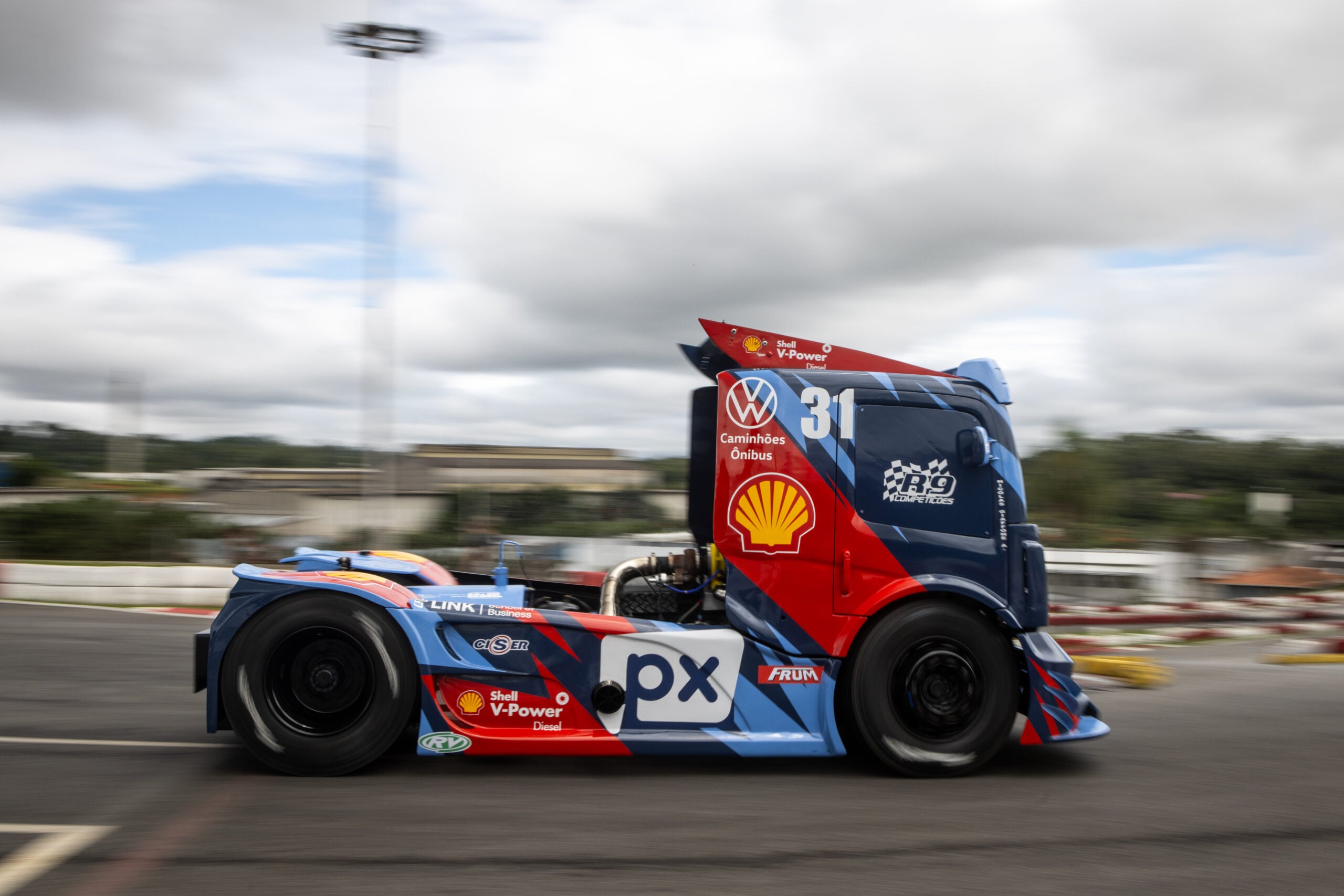 Copa Truck: Na PRO, Totti lidera dia em Campo Grande; Giaffone é o mais rápido da ELITE