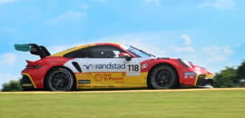 Comparatto sai do Velocitta em quinto lugar no campeonato da Porsche Carrera Cup
