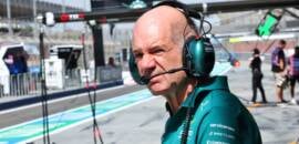 F1: Newey inspecionou carro da Mercedes de perto em Silverstone