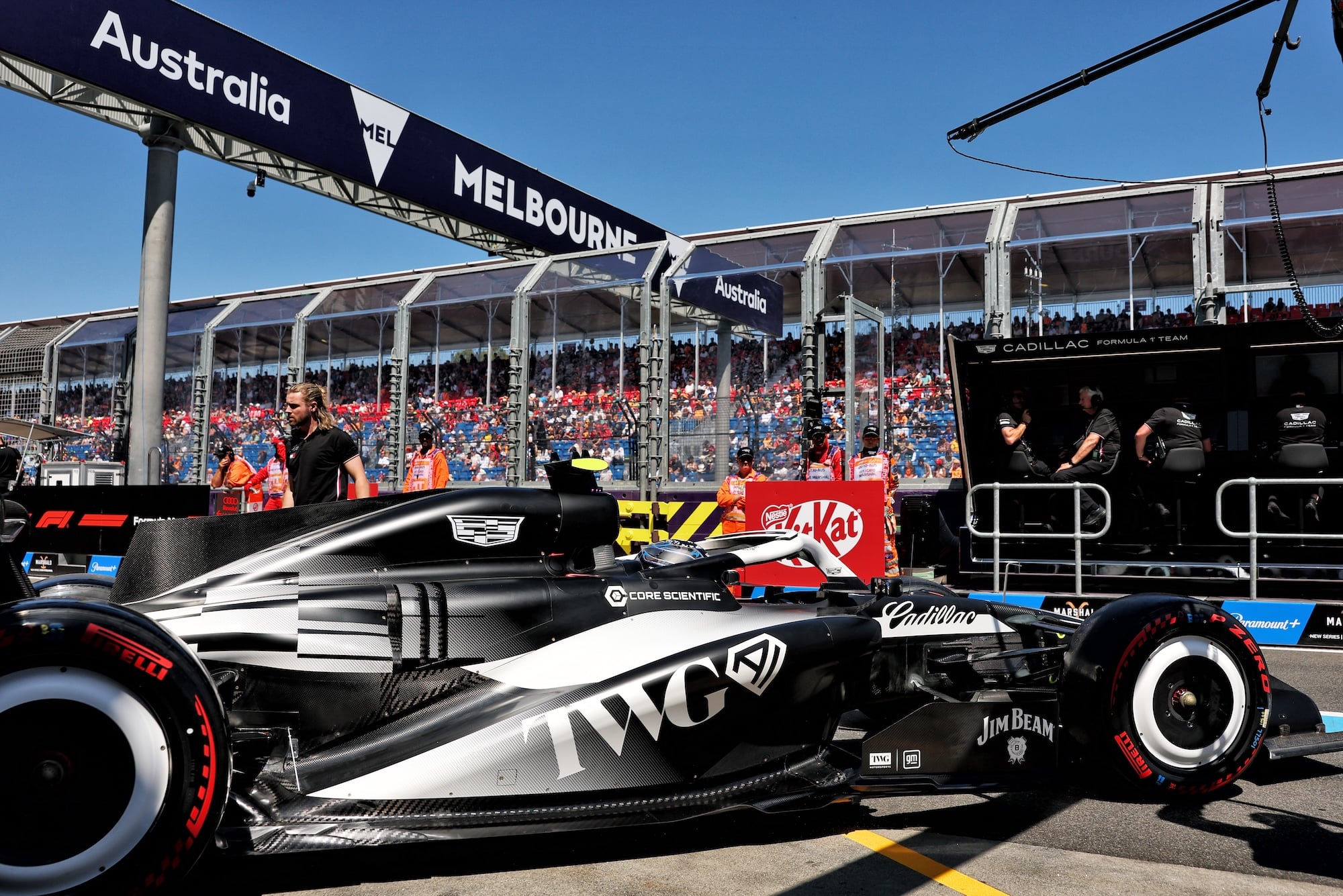 Valtteri Bottas (FIN) Cadillac Formula 1 Team MAC-26 leaves the pits.
