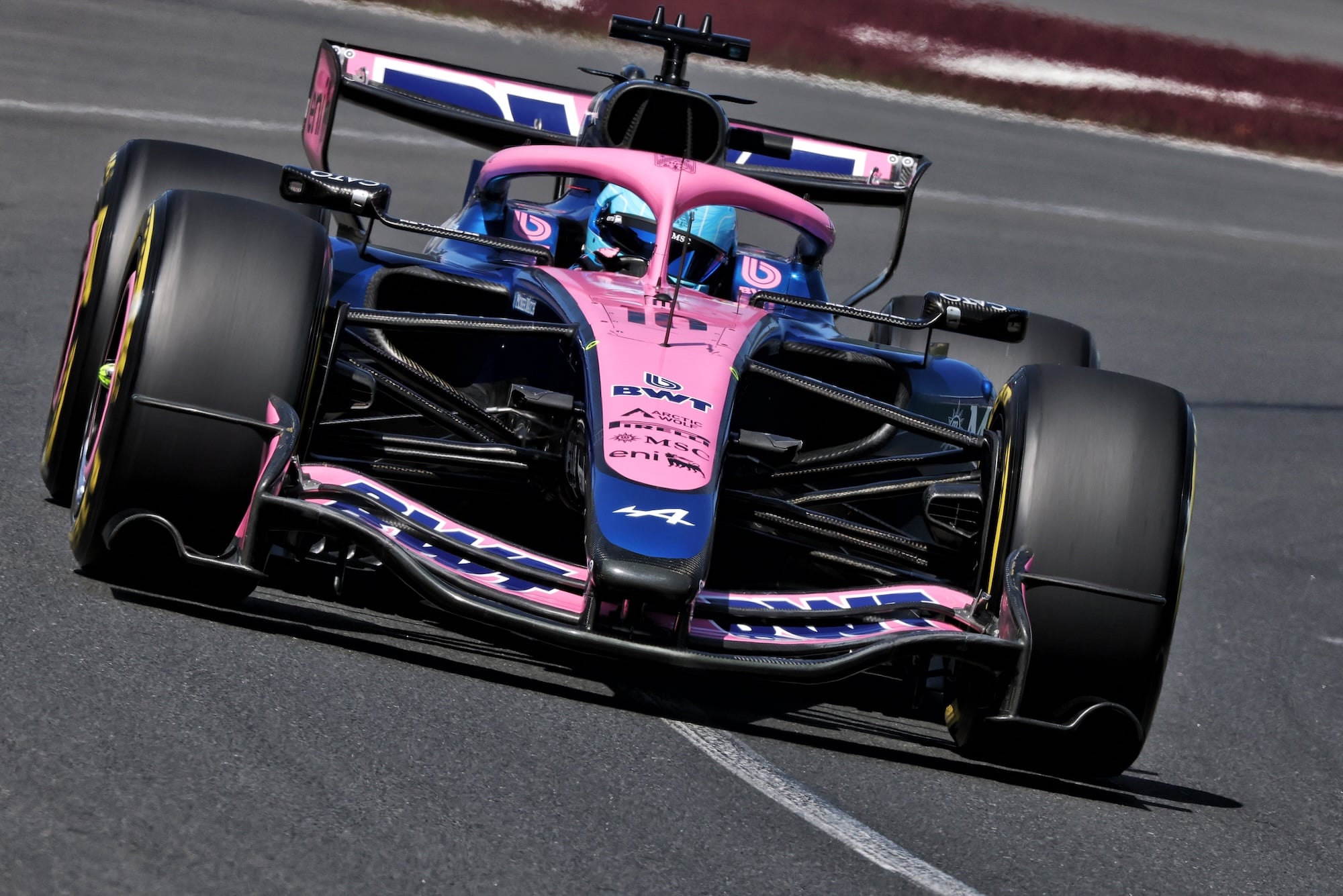 Pierre Gasly (FRA) Alpine F1 Team A526.