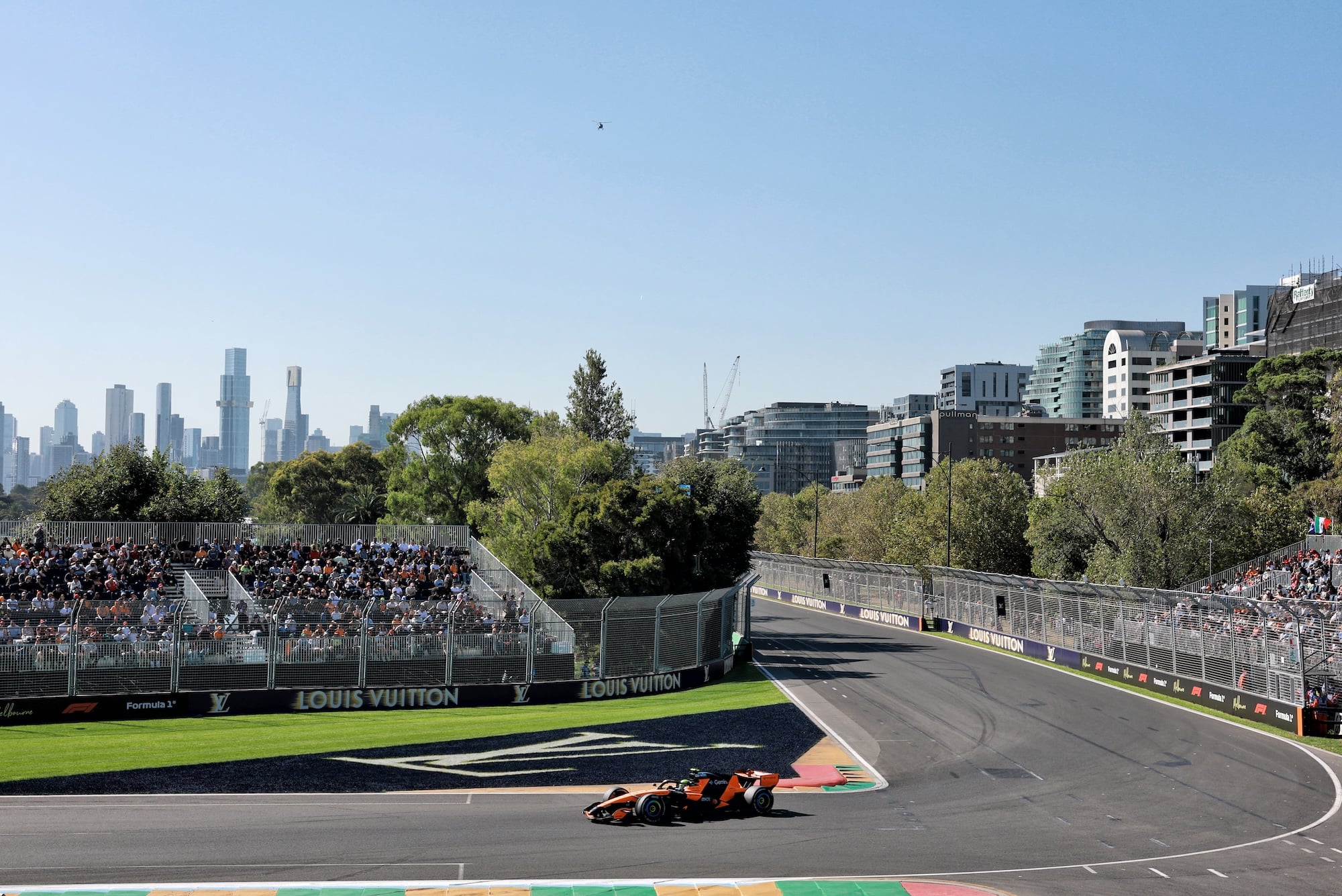 Lando Norris (GBR) McLaren F1 Team MCL40.