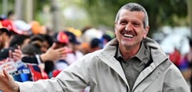 F1: Steiner faz alerta a Russell sobre boa fase de Antonelli