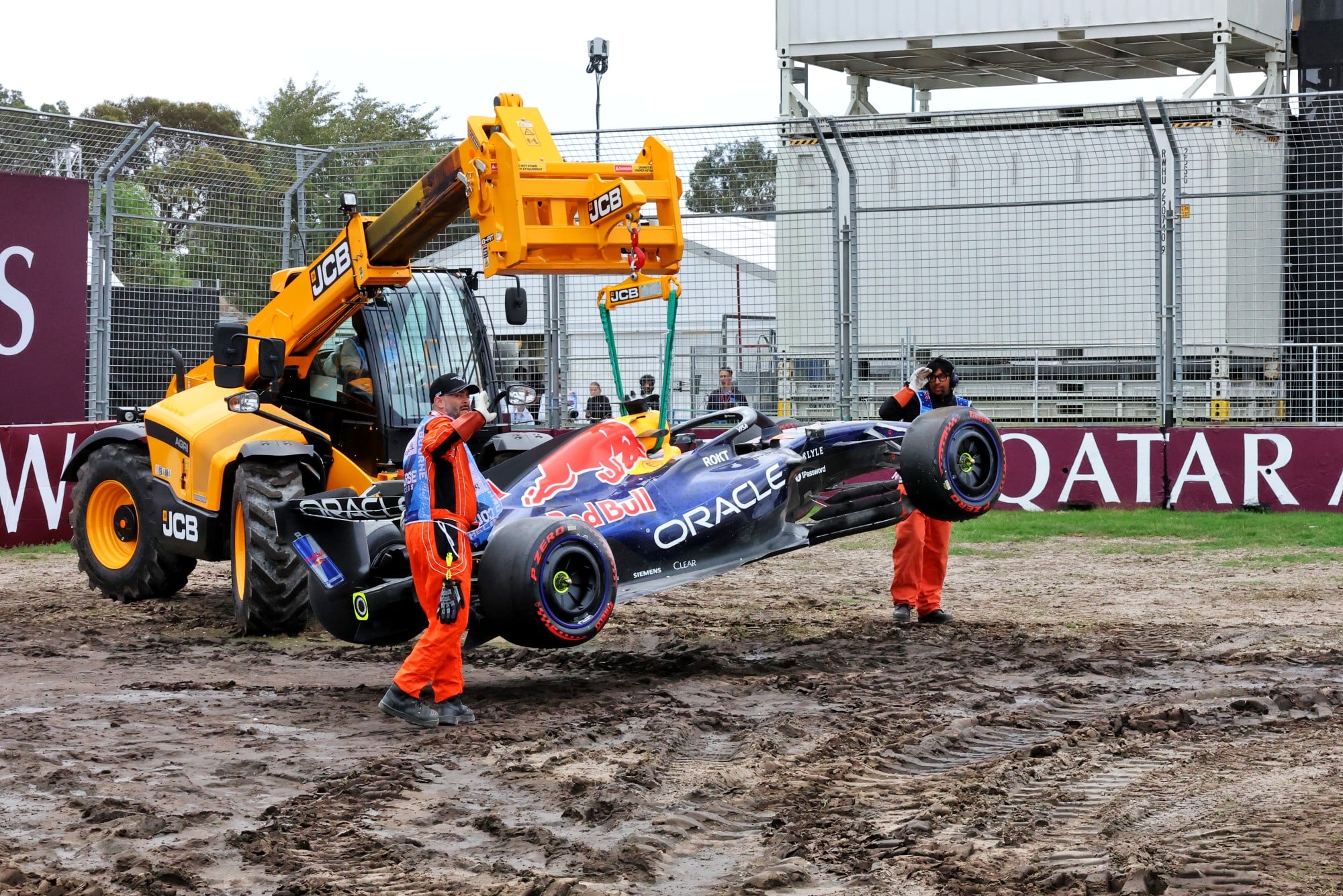 The damaged Red Bull Racing RB22 of Max Verstappen (NLD), who crashed during qualifying.